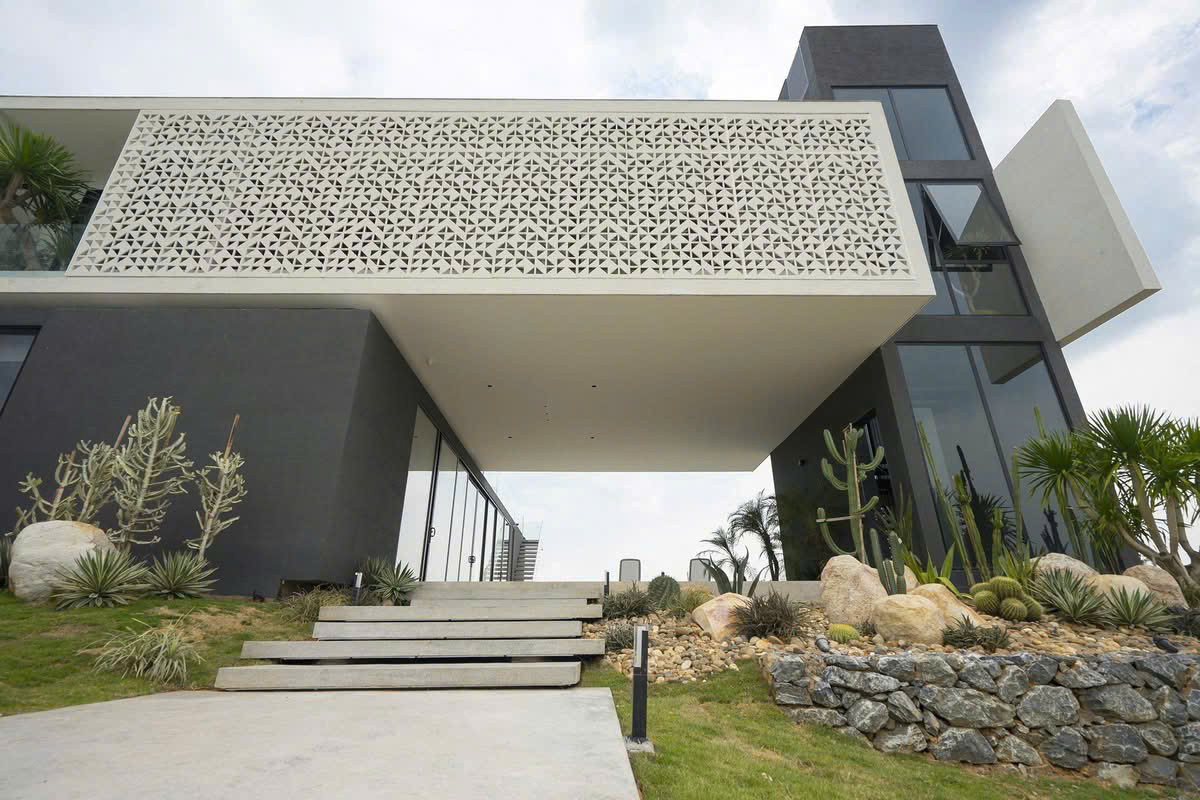 90f6e3c33673802dd962